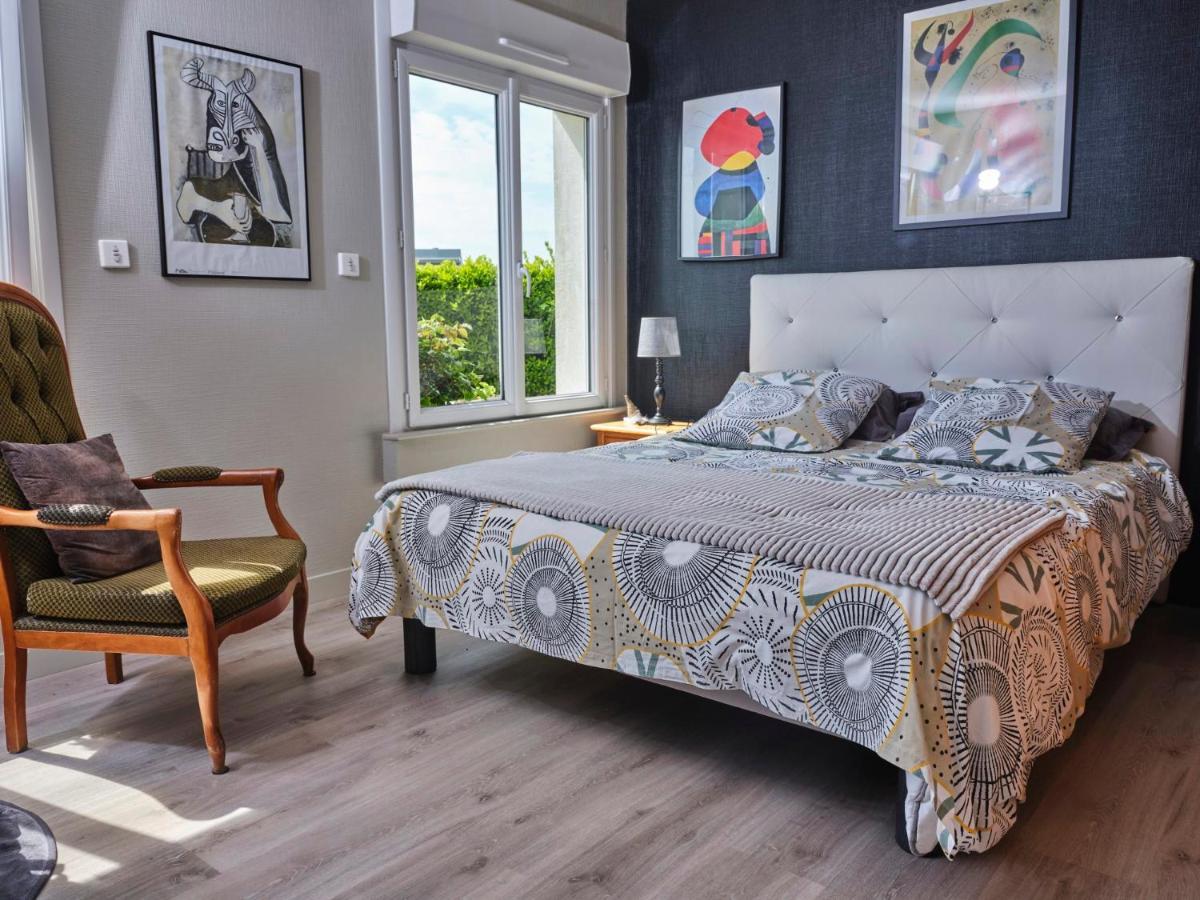 Les Roses Bed & Breakfast Santec Eksteriør bilde