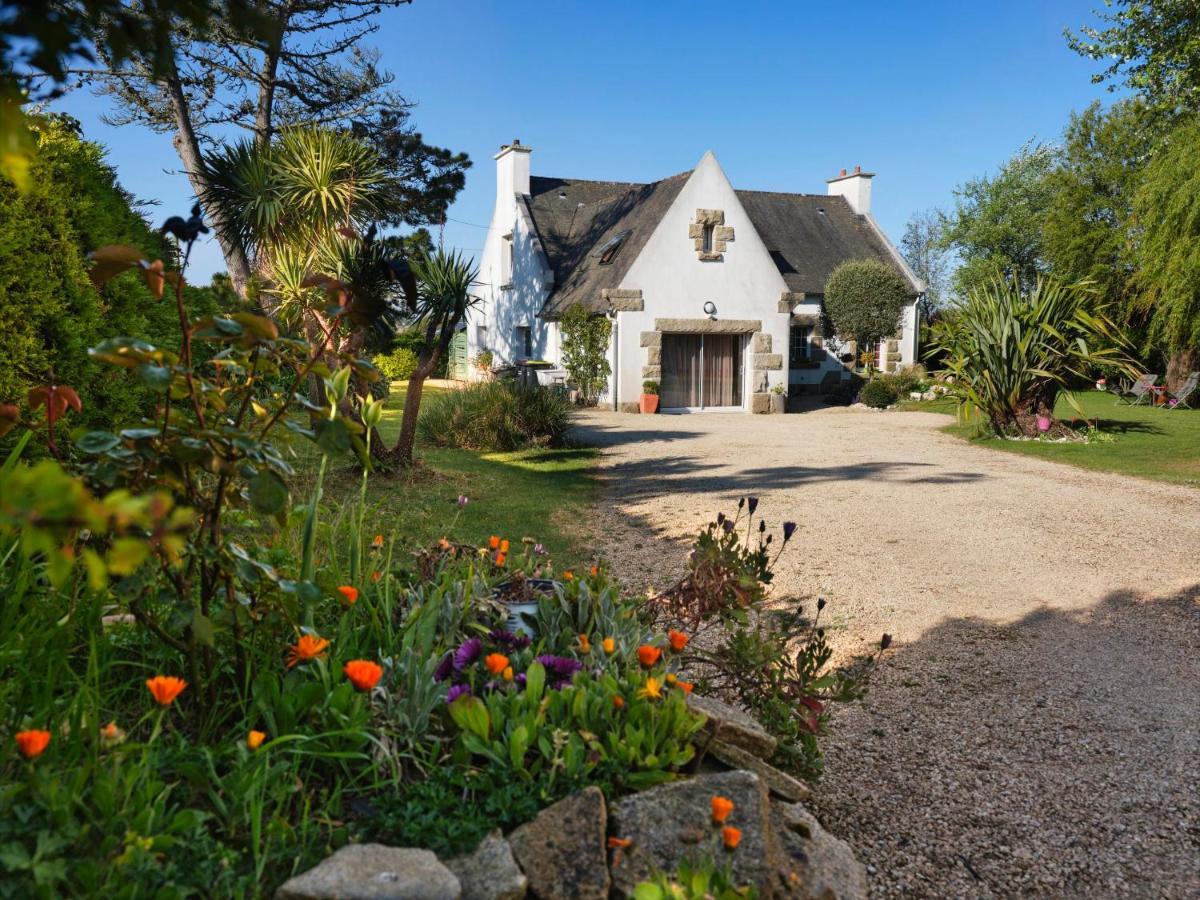Les Roses Bed & Breakfast Santec Eksteriør bilde