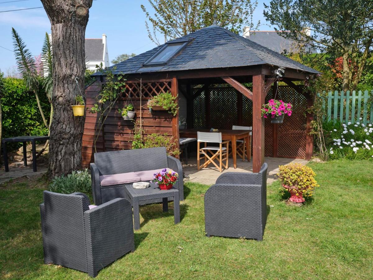 Les Roses Bed & Breakfast Santec Eksteriør bilde